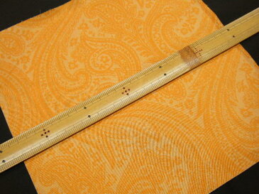 ◆ブランド生地◆ 【 約27cm×約27cmで 111円 】★高級有名ブランド・有名メーカー生地★綿100% ペイズリー柄 オフサテン生地♪オレンジ系♪≪ 日本製 激安 生地 服地 布地 ≫ 【1万円以上で 送料無料 】f2kd354 tH