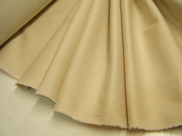 店長おすすめ【1m価格 】安心の日本製*TORAY*東レ*ストレッチ生地 ♪ ポリエステル・ポリウレタン♪ 横ストレッチ ♪ ホワイトベージュ系 ♪ < ライト...