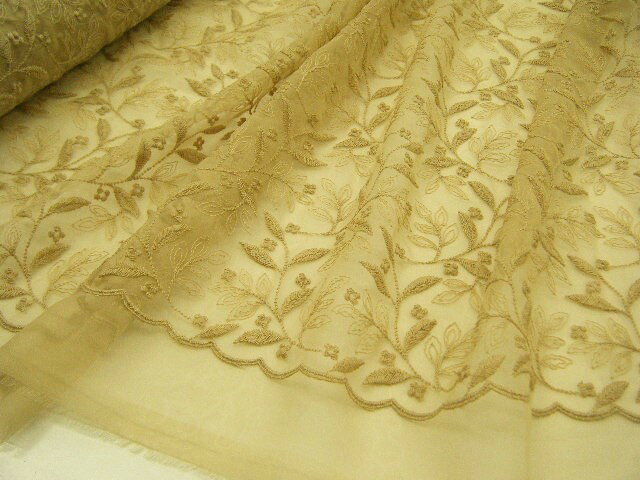 限定生産生地【 通常便送料無料 】【 2.8m価格 】日本製 両耳スカラップ模様 フラワー立体刺繍入り さらっと ジョーゼット生地★　刈安色-かりやすいろ-　♪　≪日本製 激安 布 服地 ≫ 95cm巾【 2.8m着分で 19,800 円 】c8ke029 A