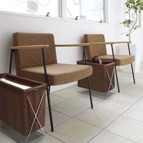 荷物置き台 スタンド メッシュ 折りたたみ 椅子の下 机の下 床 カゴ 安い 低い スリム コンパクト トイレ カバン入れ リュック 鞄 ケース おしゃれ 籠 ...