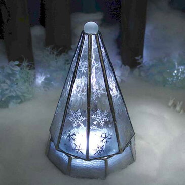 【大人のクリスマスツリー/雪と氷の世界】(Lサイズ)ステンドグラス・ランプ LEDライト付 クリスマス クリスマスツリー メッセージ 彫刻 ギフト プレゼント 誕生日 ハンドメイド 名入れ