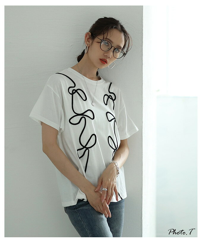 流れるリボンモチーフが愛らしいコード刺繍カットソー レディース ファッション トップス カットソー Tシャツ コード刺繍 リボン 配色 半袖 夏 夏服 30代 40代 50代 60代 サワアラモード sawaalamode otona 大人 kawaii 可愛い 洋服 かわいい服 【6月21日20時販売新作】 a-la-mode-10014110 ALAMODE アラモード サンプル画像3