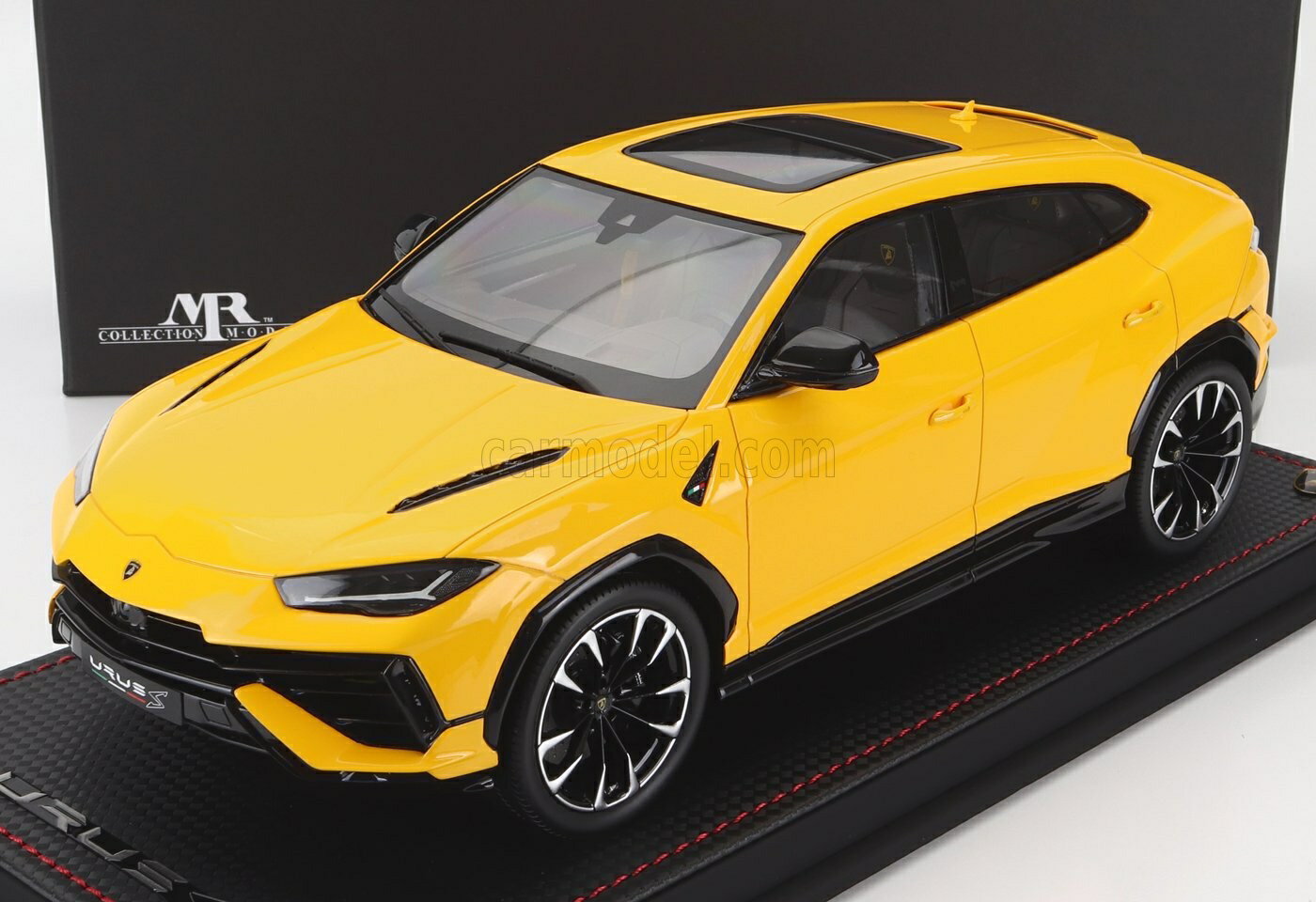 lambo056b.jpg lambo056b.jpg