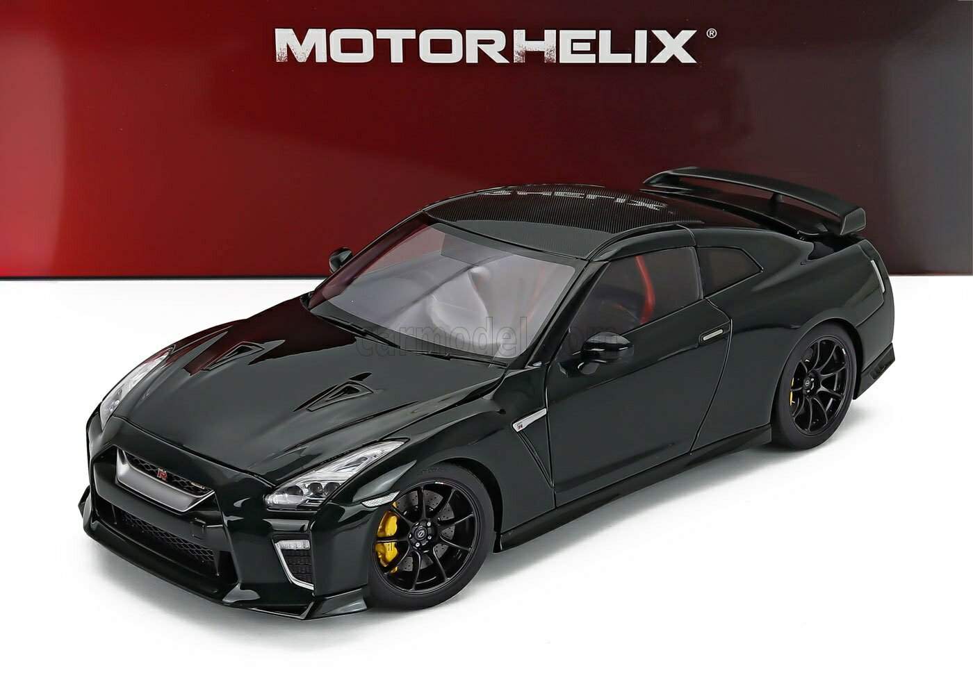 乐天商城 - ミニカー 1/18 ニッサン スカイライン GTR MOTORHELIX 1/18 NISSAN GT-R (R35) NISMO T-SPEC COUPE 2022 GREEN M83516