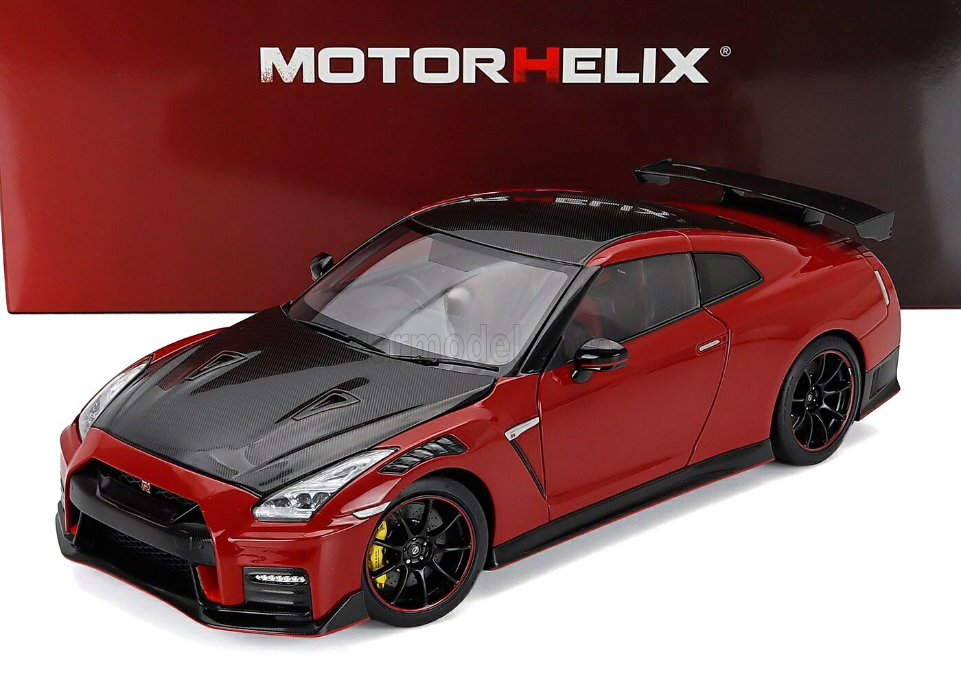 樂天商城 - ミニカー 1/18 ニッサン スカイライン GTR MOTORHELIX 1/18 NISSAN GT-R (R35) NISMO COUPE 2022 VIBRANT RED CARBON M83527