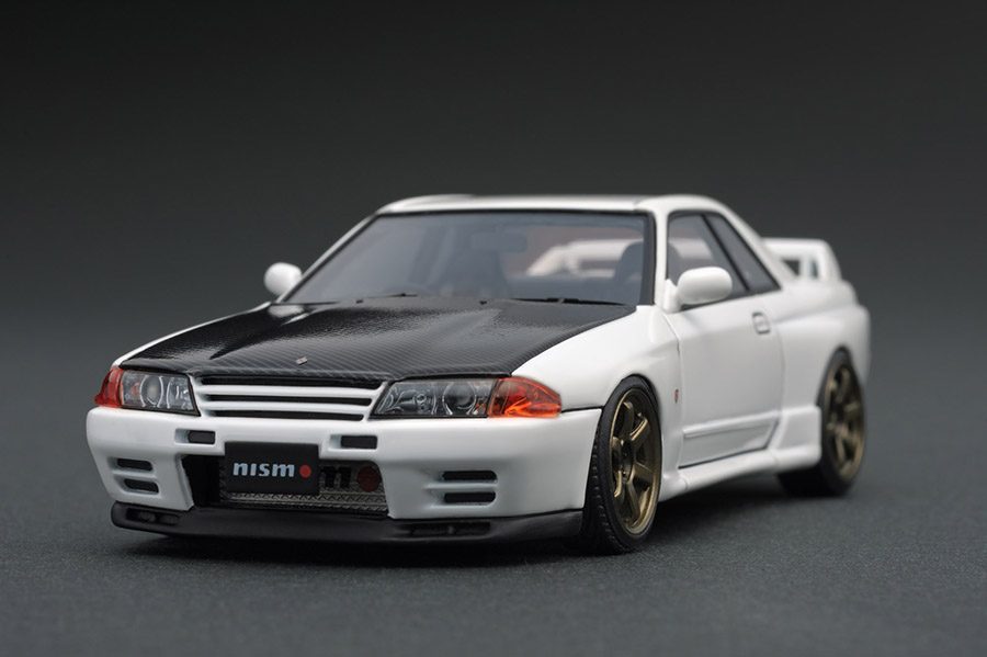 楽天市場】ミニカー 1/43 r32の通販