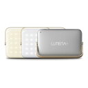 商品説明★ 「LUMENA +(ルーメナー プラス)」は、昼光色・昼白色・電球色の3つのLED発行色に切り替えが可能。明るさも4段階に切り替えられます。ご利用シーンに合わせて、色と明るさをお選びいただけます。★ 高度な技術力で作られた「LUMENA +」は軽量・コンパクトでありながら、最大で1800ルーメンという圧倒的な光量を発揮します。★ シンプルで機能性・携帯性に優れた美しいデザイン。★ ランタンという既成概念にとらわれず、独創的なデザインを追求。★ より高度な安全性・耐久性も追求し、利便性も向上させたLEDランタン「LUMENA +」。★ 緊急SOSフラッシュ機能やモバイル充電希望も搭載しているので、防災対策用品としてもおススメします。スペック* サイズ：W146×H92×D28mm* 重量：約440g* 明るさ(切替え4段階)：150〜1800Lm* 緊急SOSフラッシュ* LED色温度：昼光色(5700K)・昼白色(4500K)・電球色(3000K)* バッテリー容量：Li-Polymer20000mAh* 入力：DC5V 2.1A・DC9V 1.7A* 出力：DC5V 2.1A* 90度回転ハンドル* 点灯・充電時間…・連続点灯(High/約12時間・Low/約160時間)・フル充電時間：約8時間(9V充電アダプターの場合)* 機能…・モバイルバッテリー機能(タブレット・スマートフォン・デジタルカメラ・携帯型ゲームなどへの充電も可能)・パワーセービング機能(最大明るさ使用時、90%の電力消費した場合、モード4(最大)からモード1(最小)へ自動切替えで30分使用可)* 付属品：取扱説明書兼保証書(1年間有効)、専用ポーチ、USBケーブル、ハンガーリング2個、カラビナ2個、防滴キャップ* 原産国：中国※本製品の保証は、正しくお使いいただいた場合に1年間有効となります。消費者による過失が認められた場合につきましては保証の対象外となりますので、あらかじめご了承ください。