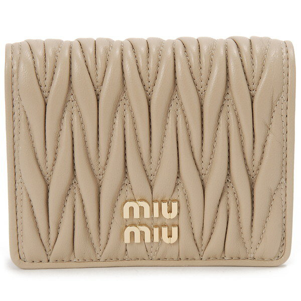 MIU MIU ミュウミュウ 二つ折り財布 財布 マテラッセ ベージュ レディース 5MV204 2FPP F0036 BIFOLD WALLET SABBIA MATELASSE シンプル コンパクト 誕生日 新生活 プレゼント ギフト 贈り物 【並行輸入品】