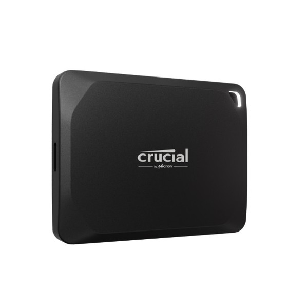 商品説明★ Crucial X10 ProポータブルSSD手のひらに収まるサイズのポータブルドライブ、Crucial X10 Pro SSDで、動画編集が快適に。コマ落ちすることなく素早く動画を確認できるのはもちろん、ドライブから直接編集、トリミング、レンダリングすることもできます。スタジオでも現場でも完璧なパートナーとして優れた性能、長期耐久性、十分な容量を提供します。 ★ パワフルな性能読み込みが最大2100MB/秒、書き込みが最大2000MB/秒という速度※と、ドライブから直接編集できるだけのパワーを誇るCrucial X10 ProポータブルSSD。※ MB/秒速度は、Crystal Disk Mark(x64用バージョン8.0.1)を装備した高性能デスクトップコンピューターでCrucialが測定したデバイスの最大シーケンシャル性能の測定値です。お客様の環境におけるパフォーマンスと異なる場合があります。 ★ 幅広い互換性Windows、Mac、Android、iPad、PC、Linuxや、Xbox、PlayStationに対応しており※1、USB-Cケーブル※2で接続すればプラグアンドプレイですぐに利用可能。※1 デバイスのフォーマットやホストの機能によっては、互換性が失われる場合があります。Androidデバイスは、OTG機能でUSB大容量ストレージを利用できる機種に限ります。オペレーティングシステムのアップデートと再フォーマットが必要になる場合があり※2 USB 3.2 Gen2対応デバイスでは、付属のUSB Type-C/Type-Cケーブルを利用することで最高の速度が得られます。旧式のデバイスには、USB Type-Aアダプターをご利用ください。USB 3.2 Gen2 2x2のフル性能は、USB-Cホストデバイスでのみ達成できます。 ★ 共に旅するセキュリティパスワード保護と256ビットAESハードウェア暗号化により、スタジオでも、現場でも、移動中でも機密データを保護します※。※ WindowsのBitlocker To GoおよびmacOSのFileVaultと連動。 WindowsおよびmacOS用のCrucialポータブルSSDユーティリティ・アプリケーション、2023年9月発売。 ★ 防塵および防滴性能IP55の耐水・耐塵性能※1、および最高2メートルの耐落下性能※2で、撮影に、仕事に、散策にと、どこにでも安心して持ち運ぶことができます。※1 粉塵の浸入に対して保護されている、またいかなる方向からの水の直接噴流によっても有害な影響を受けないエンクロージャ。X10 Proを水没させないでください。詳細は、www.iec.ch/ip-ratingsをご覧ください※2 2mの高さからカーペットの床に落下しても、データは影響を受けません。★ プロの品質Micronのテクノロジーを使って開発されたCrucial X10 ProポータブルSSDは、ボディにはアルミニウム、底面にはソフトな手触りの樹脂を使用した、65x50mmの小型デザイン。ストラップホールにはアクティビティライトを搭載しています。 スペック* インターフェース:USB 3.2 Gen-2 2x2 (20Gb/s)* フォームファクター:External Portable* シリーズ:X10 Pro* 全容量:1TB* 順次読み取り:2100* 順次書き込み:2000* メーカー保証:限定5年