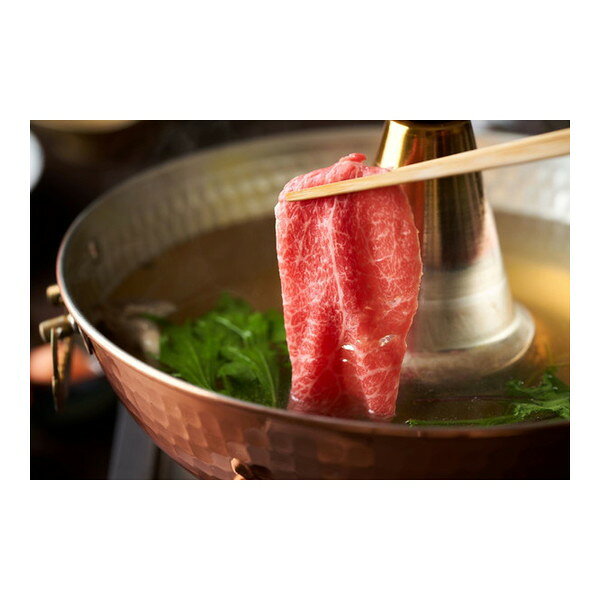 【 本商品をご購入希望のお客様へ 】※ 12時から14時の時間帯指定はできません。ご指定の場合は14時から16時にて手配いたします。商品説明★ 畜産王国である九州。その中でもブランド銘柄和牛として全国的に名高い”宮崎牛”は、和牛のオリンピックで何度もチャンピオンに輝いた名実共に素晴らしい和牛です。そのお肉はきめ細やかでほんのり甘みのあるおいしさであなたの記憶に刻まれることでしょう。※表示画像はイメージであり実物とは色味が異なる場合がございます。※パッケージデザイン・規格等は予告なしに変更される場合がありますので予めご了承ください。※上記理由でのご返品はお受けできませんので、事前お問合せなどご注意のほど宜しくお願いいたします。※商品のお届けには1週間程掛かります。着日指定は出来ません。※商品はギフト包装・熨斗貼付などのラッピング対応をしておりません。スペック* セット内容: ローススライス400g* サイズ: 193x270x72* 状態: 冷凍
