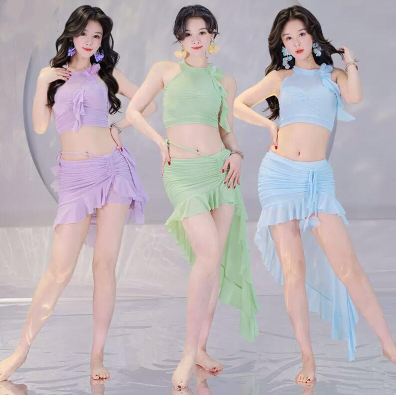 ITEM INFORMATION 【商品詳細】 2点セット：トップス＋スカート（見せパンツ付き） 至急ご利用頂く場合は事前にメールでご連絡お願いします レッスンウェア 練功服 ダンス教室 舞台ダンス団服 に相性 ■サイズ *弾力性あり M　バスト78　着丈35　ウェスト60-90　スカート丈82　体重40-50kg L　バスト82　着丈36　ウェスト62-94　スカート丈83　体重50-57kg XL　バスト86　着丈37　ウェスト64-98　スカート丈84　体重57-65kg ■色 写真色 ■素材 ポリエステル　チュール ■注意点※ お取り扱い方法： 手洗いおすすめ致します（40℃を限度） 塩素系及び酸素系の漂白剤の使用禁止　 日陰のつり干しが良い アイロン仕上げ可 洗濯機可 注意事項： ※サイズは平置き手採寸サイズとなります。素人が図る為若干の誤差は御座いますが、ご理解の程宜しくお願い致します。 ※製造中により、商品において色や柄、縫製など多少のほつれ等が生じる場合がございます。神経質の方はご購入をお控え下さい ※モデルに使用している小物、アクセサリ等は商品内容に含まれません。在庫管理や発送上の状況により商品がシワになる場合が御座いますので、予めご了承下さい。 ※商品の在庫状況は更新するように努力しておりますが、在庫切れの際はご理解をいただきますようお願いいたします。 安心保障： 注意書き：画面によって色合いが異なってみえる場合が御座います 不良品の場合、弊社負担で交換・返品対応いたします 一週間以内サイズ・色交換可能（送料生じることがあります） お客様都合より返品受付できない場合がございます（ドレスや舞台衣装、原則として交換可能、返品不可） イメージ違いより返品受付できない場合がございますITEM INFORMATION 【商品詳細】 2点セット：トップス＋スカート（見せパンツ付き） 至急ご利用頂く場合は事前にメールでご連絡お願いします レッスンウェア 練功服 ダンス教室 舞台ダンス団服 に相性 ■サイズ *弾力性あり M　バスト78　着丈35　ウェスト60-90　スカート丈82　体重40-50kg L　バスト82　着丈36　ウェスト62-94　スカート丈83　体重50-57kg XL　バスト86　着丈37　ウェスト64-98　スカート丈84　体重57-65kg ■色 写真色 ■素材 ポリエステル　チュール ■注意点※ お取り扱い方法： 手洗いおすすめ致します（40℃を限度） 塩素系及び酸素系の漂白剤の使用禁止　 日陰のつり干しが良い アイロン仕上げ可 洗濯機可 注意事項： ※サイズは平置き手採寸サイズとなります。素人が図る為若干の誤差は御座いますが、ご理解の程宜しくお願い致します。 ※製造中により、商品において色や柄、縫製など多少のほつれ等が生じる場合がございます。神経質の方はご購入をお控え下さい ※モデルに使用している小物、アクセサリ等は商品内容に含まれません。在庫管理や発送上の状況により商品がシワになる場合が御座いますので、予めご了承下さい。 ※商品の在庫状況は更新するように努力しておりますが、在庫切れの際はご理解をいただきますようお願いいたします。 安心保障： 注意書き：画面によって色合いが異なってみえる場合が御座います 不良品の場合、弊社負担で交換・返品対応いたします 一週間以内サイズ・色交換可能（送料生じることがあります） お客様都合より返品受付できない場合がございます（ドレスや舞台衣装、原則として交換可能、返品不可） イメージ違いより返品受付できない場合がございます