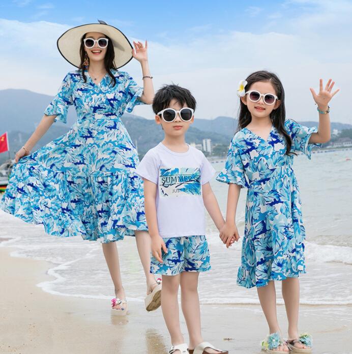 親子ペア 海旅行 衣装 夏服 アロハシャツ 花柄ドレス カップル プレゼント 半袖ドレス Tシャツ＋半ズボン 親子コーデ アロハ シャツ ビーチドレス 家族お揃い衣装 新婚旅行 親子 ペアルック 家族活動