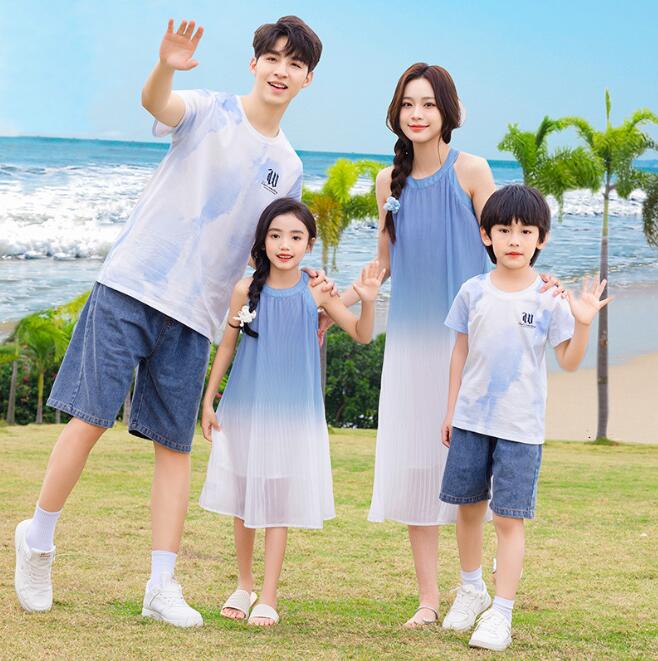 新作 親子ペア 海旅行衣装 夏服 グラデーション ビーチドレス カップル衣装 ペアルック 親子コーデ 家族お揃い Tシャツ＋デニム半ズボン 袖なし ロング丈ドレス 家族活動 お揃い衣装