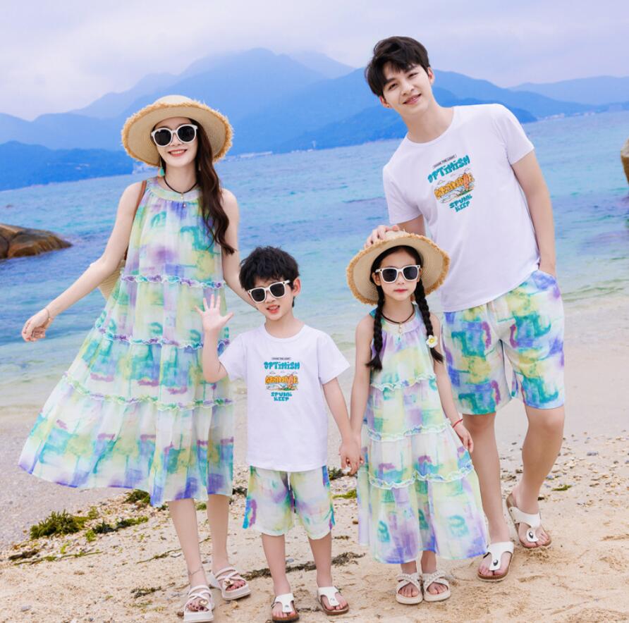 Rakuten - 親子ペア 夏服 海旅行 アロハ衣装 タイダイ柄 袖なしドレス tシャツ＋半ズボン カップル 親子コーデ 家族お揃い衣装 海旅行 新婚旅行 親子 ペアルック 家族活動 プレゼント パパ ママ 息子 娘