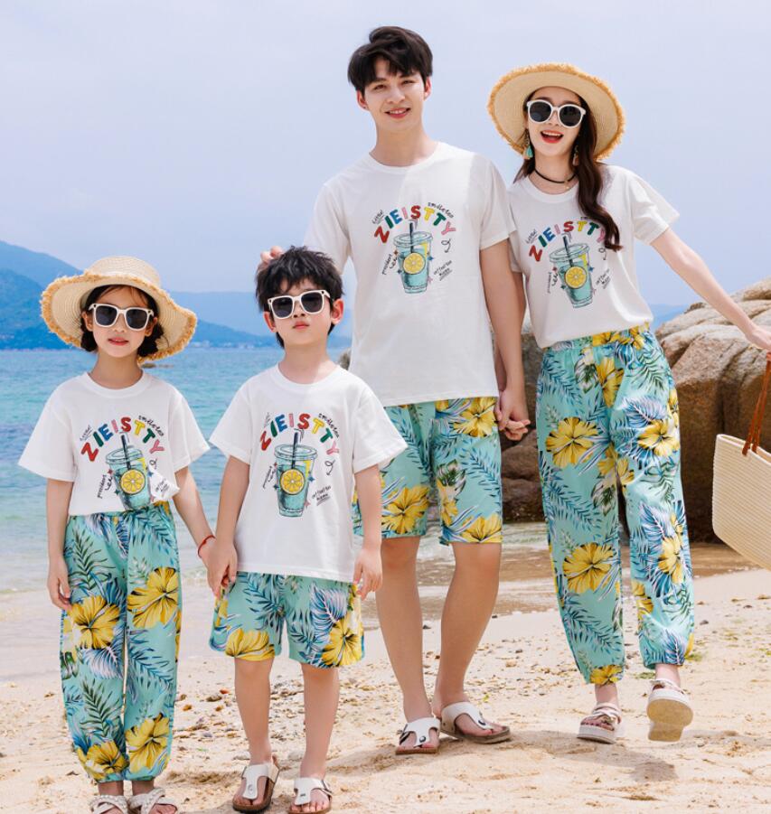 ITEM INFORMATION 【商品詳細】 至急にご利用頂く場合事前にメールにて納期をご確認ください ■サイズ ママ S　着丈58　バスト84　ズボン丈90　ヒップ110　身長160　体重47kg M　着丈58　バスト88　ズボン丈91　ヒップ114　身長160　体重47-52kg L　着丈60　バスト92　ズボン丈92　ヒップ118　身長165　体重52-57kg XL　着丈90　バスト96　ズボン丈93　ヒップ122　身長165　体重57-62kg XXL　着丈62　バスト100　ズボン丈94　ヒップ126　身長170　体重62-67kg 女の子 100　着丈40　バスト60　ズボン丈59　ヒップ72　身長100　体重14kg 110　着丈42　バスト64　ズボン丈63　ヒップ74　身長110　体重17kg 120　着丈46　バスト68　ズボン丈67　ヒップ76　身長120　体重22kg 130　着丈49　バスト72　ズボン丈71　ヒップ78　身長130　体重26kg 140　着丈52　バスト76　ズボン丈75　ヒップ80　身長140　体重31kg 150　着丈55　バスト80　ズボン丈79　ヒップ82　身長150　体重35kg 160　着丈58　バスト84　ズボン丈83　ヒップ84　身長160　体重39kg パパ M　着丈68　バスト96　ズボン丈44　ヒップ100　身長170　体重57-65kg L　着丈70　バスト100　ズボン丈56　ヒップ104　身長175　体重65-72kg XL　着丈72　バスト104　ズボン丈58　ヒップ108　身長175　体重72-80kg XXL　着丈74　バスト108　ズボン丈60　ヒップ112　身長180　体重80-87kg 3XL　着丈76　バスト112　ズボン丈62　ヒップ116　身長180　体重87-100kg 4XL　着丈78　バスト116　ズボン丈64　ヒップ120　身長180　体重100-116kg 男の子 100　着丈40　バスト60　ズボン丈28　ヒップ78　身長100　体重14kg 110　着丈43　バスト64　ズボン丈30　ヒップ82　身長110　体重19kg 120　着丈46　バスト68　ズボン丈32　ヒップ86　身長120　体重22kg 130　着丈49　バスト72　ズボン丈34　ヒップ90　身長130　体重27kg 140　着丈52　バスト76　ズボン丈37　ヒップ95　身長140　体重31kg 150　着丈55　バスト80　ズボン丈40　ヒップ100　身長150　体重35kg 160　着丈58　バスト84　ズボン丈43　ヒップ105　身長155　体重39kg ■色 写真色 ■素材 コットン　ポリエステル ■注意点※ お取り扱い方法： 手洗いおすすめ致します（40℃を限度） 塩素系及び酸素系の漂白剤の使用禁止　 日陰のつり干しが良い アイロン仕上げ禁止 洗濯機可 注意事項： ※サイズは平置き手採寸サイズとなります。素人が図る為若干の誤差は御座いますが、ご理解の程宜しくお願い致します。 ※製造中により、商品において色や柄、縫製など多少のほつれ等が生じる場合がございます。神経質の方はご購入をお控え下さい ※モデルに使用している小物、アクセサリ等は商品内容に含まれません。在庫管理や発送上の状況により商品がシワになる場合が御座いますので、予めご了承下さい。 ※商品の在庫状況は更新するように努力しておりますが、在庫切れの際はご理解をいただきますようお願いいたします。 安心保障： 注意書き：画面によって色合いが異なってみえる場合が御座います 不良品の場合、弊社負担で交換・返品対応いたします 一週間以内サイズ・色交換可能（送料生じることがあります） お客様都合より返品受付できない場合がございます（ドレスや舞台衣装、原則として交換可能、返品不可） イメージ違いより返品受付できない場合がございますITEM INFORMATION 【商品詳細】 至急にご利用頂く場合事前にメールにて納期をご確認ください ■サイズ ママ S　着丈58　バスト84　ズボン丈90　ヒップ110　身長160　体重47kg M　着丈58　バスト88　ズボン丈91　ヒップ114　身長160　体重47-52kg L　着丈60　バスト92　ズボン丈92　ヒップ118　身長165　体重52-57kg XL　着丈90　バスト96　ズボン丈93　ヒップ122　身長165　体重57-62kg XXL　着丈62　バスト100　ズボン丈94　ヒップ126　身長170　体重62-67kg 女の子 100　着丈40　バスト60　ズボン丈59　ヒップ72　身長100　体重14kg 110　着丈42　バスト64　ズボン丈63　ヒップ74　身長110　体重17kg 120　着丈46　バスト68　ズボン丈67　ヒップ76　身長120　体重22kg 130　着丈49　バスト72　ズボン丈71　ヒップ78　身長130　体重26kg 140　着丈52　バスト76　ズボン丈75　ヒップ80　身長140　体重31kg 150　着丈55　バスト80　ズボン丈79　ヒップ82　身長150　体重35kg 160　着丈58　バスト84　ズボン丈83　ヒップ84　身長160　体重39kg パパ M　着丈68　バスト96　ズボン丈44　ヒップ100　身長170　体重57-65kg L　着丈70　バスト100　ズボン丈56　ヒップ104　身長175　体重65-72kg XL　着丈72　バスト104　ズボン丈58　ヒップ108　身長175　体重72-80kg XXL　着丈74　バスト108　ズボン丈60　ヒップ112　身長180　体重80-87kg 3XL　着丈76　バスト112　ズボン丈62　ヒップ116　身長180　体重87-100kg 4XL　着丈78　バスト116　ズボン丈64　ヒップ120　身長180　体重100-116kg 男の子 100　着丈40　バスト60　ズボン丈28　ヒップ78　身長100　体重14kg 110　着丈43　バスト64　ズボン丈30　ヒップ82　身長110　体重19kg 120　着丈46　バスト68　ズボン丈32　ヒップ86　身長120　体重22kg 130　着丈49　バスト72　ズボン丈34　ヒップ90　身長130　体重27kg 140　着丈52　バスト76　ズボン丈37　ヒップ95　身長140　体重31kg 150　着丈55　バスト80　ズボン丈40　ヒップ100　身長150　体重35kg 160　着丈58　バスト84　ズボン丈43　ヒップ105　身長155　体重39kg ■色 写真色 ■素材 コットン　ポリエステル ■注意点※ お取り扱い方法： 手洗いおすすめ致します（40℃を限度） 塩素系及び酸素系の漂白剤の使用禁止　 日陰のつり干しが良い アイロン仕上げ禁止 洗濯機可 注意事項： ※サイズは平置き手採寸サイズとなります。素人が図る為若干の誤差は御座いますが、ご理解の程宜しくお願い致します。 ※製造中により、商品において色や柄、縫製など多少のほつれ等が生じる場合がございます。神経質の方はご購入をお控え下さい ※モデルに使用している小物、アクセサリ等は商品内容に含まれません。在庫管理や発送上の状況により商品がシワになる場合が御座いますので、予めご了承下さい。 ※商品の在庫状況は更新するように努力しておりますが、在庫切れの際はご理解をいただきますようお願いいたします。 安心保障： 不良品の場合、弊社負担で交換・返品対応いたします 一週間以内サイズ・色交換可能（送料生じることがあります） お客様都合より返品受付できない場合がございます（ドレスや舞台衣装、原則として交換可能、返品不可） イメージ違いよりの返品は受付できない場合がございます