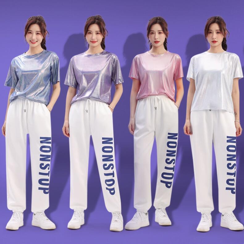 ITEM INFORMATION 【商品詳細】 2点セット：Tシャツ＋パンツ 至急にご使用頂く場合、事前にメールにて納期をご確認ください ステージパーフォーマンス演出服　ダンス試合専門服　レッスンウェア　撮影衣装　多用途♪ ■サイズ S　バスト86　ウェスト68　ヒップ88　身長155-160　体重42-47kg M　バスト90　ウェスト72　ヒップ92　身長158-165　体重47-52kg L　バスト94　ウェスト76　ヒップ96　身長163-168　体重52-57kg XL　バスト98　ウェスト80　ヒップ100　身長165-172　体重57-62kg XXL　バスト102　ウェスト84　ヒップ104　身長165-175　体重62-67kg 3XL　バスト106　ウェスト88　ヒップ108　身長165-180　体重67-74kg 4XL　バスト112　ウェスト92　ヒップ112　身長165-185　体重69-79kg 5XL　バスト116　ウェスト96　ヒップ116　身長165-185　体重79-89kg ■色 写真色 ■素材 ポリエステル ■注意点※ お取り扱い方法： 冷水で手洗いおすすめ致します 塩素系及び酸素系の漂白剤の使用禁止　 日陰のつり干しが良い アイロン仕上げ禁止 洗濯機可 注意事項： ※サイズは平置き手採寸サイズとなります。素人が図る為若干の誤差は御座いますが、ご理解の程宜しくお願い致します。 ※製造中により、商品において色や柄、縫製など多少のほつれ等が生じる場合がございます。神経質の方はご購入をお控え下さい ※モデルに使用している小物、アクセサリ等は商品内容に含まれません。在庫管理や発送上の状況により商品がシワになる場合が御座いますので、予めご了承下さい。 ※商品の在庫状況は更新するように努力しておりますが、在庫切れの際はご理解をいただきますようお願いいたします。 安心保障： 注意書き：画面によって色合いが異なってみえる場合が御座います 不良品の場合、弊社負担で交換・返品対応いたします 一週間以内サイズ・色交換可能（送料生じることがあります） お客様都合より返品受付できない場合がございます（ドレスや舞台衣装、原則として交換可能、返品不可） イメージ違いより返品受付できない場合がございますITEM INFORMATION 【商品詳細】 2点セット：Tシャツ＋パンツ 至急にご使用頂く場合、事前にメールにて納期をご確認ください ステージパーフォーマンス演出服　ダンス試合専門服　レッスンウェア　撮影衣装　多用途♪ ■サイズ 普通の体型は下記の身長範囲で選んで大丈夫です、大柄の体型はワンサイズアップでお願い致します S　バスト86　ウェスト68　ヒップ88　身長155-160　体重42-47kg M　バスト90　ウェスト72　ヒップ92　身長158-165　体重47-52kg L　バスト94　ウェスト76　ヒップ96　身長163-168　体重52-57kg XL　バスト98　ウェスト80　ヒップ100　身長165-172　体重57-62kg XXL　バスト102　ウェスト84　ヒップ104　身長165-175　体重62-67kg 3XL　バスト106　ウェスト88　ヒップ108　身長165-180　体重67-74kg 4XL　バスト112　ウェスト92　ヒップ112　身長165-185　体重69-79kg 5XL　バスト116　ウェスト96　ヒップ116　身長165-185　体重79-89kg ■色 写真色 ■素材 ポリエステル ■注意点※ お取り扱い方法： 冷水で手洗いおすすめ致します 塩素系及び酸素系の漂白剤の使用禁止　 日陰のつり干しが良い アイロン仕上げ禁止 洗濯機可 注意事項： ※サイズは平置き手採寸サイズとなります。素人が図る為若干の誤差は御座いますが、ご理解の程宜しくお願い致します。 ※製造中により、商品において色や柄、縫製など多少のほつれ等が生じる場合がございます。神経質の方はご購入をお控え下さい ※モデルに使用している小物、アクセサリ等は商品内容に含まれません。在庫管理や発送上の状況により商品がシワになる場合が御座いますので、予めご了承下さい。 ※商品の在庫状況は更新するように努力しておりますが、在庫切れの際はご理解をいただきますようお願いいたします。 安心保障： 不良品の場合、弊社負担で交換・返品対応いたします 一週間以内サイズ・色交換可能（送料生じることがあります） お客様都合より返品受付できない場合がございます（ドレスや舞台衣装、原則として交換可能、返品不可） イメージ違いよりの返品は受付できない場合がございます