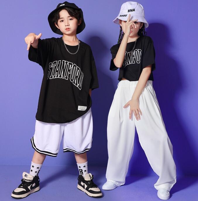 ITEM INFORMATION 【商品詳細】 2点セット：Tシャツ＋パンツ 至急にご使用頂く場合、事前にメールにて納期をご確認ください ステージパーフォーマンス演出服　ダンス試合専門服　レッスンウェア　撮影衣装　多用途♪ ■サイズ 普通の体型は下記の身長範囲で選んで大丈夫です、大柄の体型はワンサイズアップでお願い致します 110　身長100-110 120　身長110-120 130　身長120-130 140　身長130-140 150　身長140-150 160　身長150-160 170　身長160-170 180　身長170-180 ■色 写真色 ■素材 ポリエステル ■注意点※ お取り扱い方法： 冷水で手洗いおすすめ致します 塩素系及び酸素系の漂白剤の使用禁止　 日陰のつり干しが良い アイロン仕上げ禁止 洗濯機可 注意事項： ※サイズは平置き手採寸サイズとなります。素人が図る為若干の誤差は御座いますが、ご理解の程宜しくお願い致します。 ※製造中により、商品において色や柄、縫製など多少のほつれ等が生じる場合がございます。神経質の方はご購入をお控え下さい ※モデルに使用している小物、アクセサリ等は商品内容に含まれません。在庫管理や発送上の状況により商品がシワになる場合が御座いますので、予めご了承下さい。 ※商品の在庫状況は更新するように努力しておりますが、在庫切れの際はご理解をいただきますようお願いいたします。 安心保障： 注意書き：画面によって色合いが異なってみえる場合が御座います 不良品の場合、弊社負担で交換・返品対応いたします 一週間以内サイズ・色交換可能（送料生じることがあります） お客様都合より返品受付できない場合がございます（ドレスや舞台衣装、原則として交換可能、返品不可） イメージ違いより返品受付できない場合がございますITEM INFORMATION 【商品詳細】 2点セット：Tシャツ＋パンツ 至急にご使用頂く場合、事前にメールにて納期をご確認ください ステージパーフォーマンス演出服　ダンス試合専門服　レッスンウェア　撮影衣装　多用途♪ ■サイズ 普通の体型は下記の身長範囲で選んで大丈夫です、大柄の体型はワンサイズアップでお願い致します 110　身長100-110 120　身長110-120 130　身長120-130 140　身長130-140 150　身長140-150 160　身長150-160 170　身長160-170 180　身長170-180 ■色 写真色 ■素材 ポリエステル ■注意点※ お取り扱い方法： 冷水で手洗いおすすめ致します 塩素系及び酸素系の漂白剤の使用禁止　 日陰のつり干しが良い アイロン仕上げ禁止 洗濯機可 注意事項： ※サイズは平置き手採寸サイズとなります。素人が図る為若干の誤差は御座いますが、ご理解の程宜しくお願い致します。 ※製造中により、商品において色や柄、縫製など多少のほつれ等が生じる場合がございます。神経質の方はご購入をお控え下さい ※モデルに使用している小物、アクセサリ等は商品内容に含まれません。在庫管理や発送上の状況により商品がシワになる場合が御座いますので、予めご了承下さい。 ※商品の在庫状況は更新するように努力しておりますが、在庫切れの際はご理解をいただきますようお願いいたします。 安心保障： 不良品の場合、弊社負担で交換・返品対応いたします 一週間以内サイズ・色交換可能（送料生じることがあります） お客様都合より返品受付できない場合がございます（ドレスや舞台衣装、原則として交換可能、返品不可） イメージ違いよりの返品は受付できない場合がございます