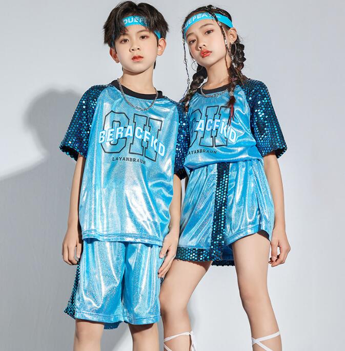 子供 パンコール ダンス 衣装 ス2点セット ジャズ ヒップホップ 演出服 かっこいい ダンス衣裳 キラキラ 半袖Tシャツ 半ズボン jazz hiphop キッズ スパンコール 演出服 ステージ衣装 水色 1