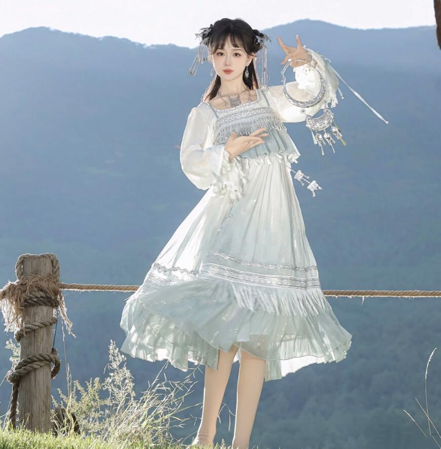 漢風 ドレス 改良版漢服 レディース ハロウィン コスプレ衣装 漢元素 華流 古風 衣装 キャミソールドレス＋長袖ブラウス2点セット フリンジ付き 金属飾り付き 学園祭 文化祭 イベント 撮影衣装 a-s-k-10010928 a・s・k store サンプル画像3