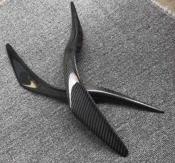 レクサス IS3002013-2016 カーボン ヘッドランプガーニッシュ 2P