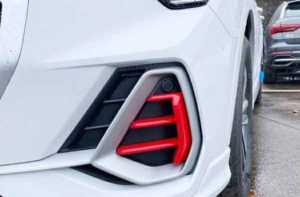 Rakuten - アウディ Audi Q3 2019-2023フロントフロント フォグ ランプ デコレーション 2P 2色選択