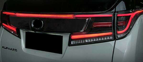 トヨタ アルファード 30系　高品質　トランクスポイラーランプ　テールライト 流れるウインカー シーケンシャル LEDテールライト　3Pセット