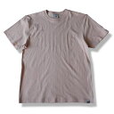 メーカー スージョ（SULLO） カテゴリー サッカー　フットサル 分類 Tシャツ 商品名 スージョ（SULLO）　1420301032 PNK　サッカー　フットサル　Tシャツ CARE LABEL TEE 22SS 品番 SUL-1420301032-PNK カラー・仕様・サイズ 素材：綿100% カラー：PNK（ピンク） サイズS：着丈65cm 身幅49cm 肩幅42cm 袖丈19cmM：着丈69cm 身幅52cm 肩幅46cm 袖丈20cmL：着丈73cm 身幅55cm 肩幅50cm 袖丈22cmXL：着丈77cm 身幅58cm 肩幅54cm 袖丈24cm ストレッチ性：なし 商品説明 ドライな肌触りとしっかりとした風合いが特徴のボディーは、6ozのヘビーウェイト。 　 　 　 　 　 　 　 　 ※この商品のカラーは、 PNK（ピンク） となります。