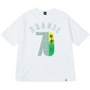 メーカー PENALTY（ペナルティ） カテゴリー サッカー 分類 Tシャツ 商品名 PENALTY（ペナルティ）　PTS3144 10 サッカー　フットサル 70 ビッグシルエット Tシャツ 23SS 品番 WIN-PTS3144-10 カラー・仕様・サイズ カラー：10（ホワイト） 素材：綿100% 対象：ユニセックス 商品説明 PENALTYブランドがブラジルで誕生した1970年をモチーフにしたグラフィックTシャツ。 　 　 　 　 　 　 　 　 ※この商品のカラーは、 10（ホワイト） となります。