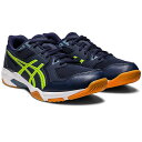 メーカー asics（アシックス） カテゴリー バレーボール 分類 シューズ 商品名 asics（アシックス）　1073A047 408　バレーボール　シューズ　GEL-ROCKET 10 STANDARD ゲル ロケット 10 スタンダード　23SS 品番 AS-1073A047-408 カラー・仕様・サイズ カラー：408（Midnight×Hazard Green） 素材アッパー：人工皮革/合成繊維アウターソール：ゴム底インナーソール：合成樹脂（取替式） ラスト（足型）：STANDARD 仕様：NON MARKING RUBBER対応 対象：ユニセックス 生産国：ベトナム製 商品説明 優れたクッション性とサポートを備えたエントリープレーヤー向けのバレーボールシューズ 。柔軟なアッパー構造により、足の自然な屈曲を可能にし、プレーヤーのより自由な動きをサポートします。中足部には、素早い移動での安定性を向上させるTRUSSTIC[TM]を搭載しています。ラウンド形状になっているかかと部が着地段階で接触する面を広げて、スムーズな着地をサポートします。 　 　 　 　 　 　 　 　 ※この商品のカラーは、 408（Midnight×Hazard Green） となります。