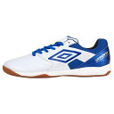 メーカー UMBRO（アンブロ） カテゴリー フットサル 分類 シューズ 商品名 UMBRO（アンブロ）　UF2VJB02WN フットサル　シューズ インドア用　アクセレイター サラ WIDE IN　24SS 品番 DS-UF2VJB02WN カラー・仕様・サイズ カラー：WN（Sホワイト×ネイビー） 素材アッパー：合成皮革アウトソール：ゴム底 シューズ幅：ワイド 対応コート：インドア（室内）用 対象：メンズ・ユニセックス 生産国：ミャンマー製 商品説明 『ACCERATOR』シリーズのインドア専用フットサルシューズ 。日本国内企画で足幅の広いプレーヤーも安心のワイドラスト。前甲部の縫製をなくし、足馴染み感を高めるノンステッチパターンを採用。インドアコート向けソール。クッション性・反発性を考慮したインジェクションEVAをミッドソールに採用。 　 　 　 　 　 　 　 　 ※この商品のカラーは、 WN（Sホワイト×ネイビー） となります。