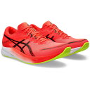 メーカー asics（アシックス） カテゴリー 陸上・ランニング 分類 シューズ 商品名 asics（アシックス）　1011B701 600　ランニングシューズ　HYPER SPEED ハイパースピード 3 スタンダード　24SS 品番 AS-1011B701-600 カラー・仕様・サイズ カラー：600（Sunrise Red×Black） アッパー：合成繊維/合成樹脂 アウトソール：ゴム底 インナーソール：合成樹脂（固定式） シューズ幅：スタンダード 対象：メンズ・ユニセックス 生産国：インドネシア製 商品説明 部位によって編み目が異なる、エンジニアードメッシュを採用し、必要なところを補強しつつ、優れた通気性を発揮します。一部のシューレースホールには、同じ位置で高さの異なる孔を用意することで、お客様のウイズに合わせて調整が可能。また、シューレース上部には、伸縮性のあるシューレースホルダーを搭載。結んだシューレースを収納することで、よりほどけにくくする役割を発揮。 　 　 　 　 　 　 　 　 ※この商品のカラーは、 600（Sunrise Red×Black） となります。