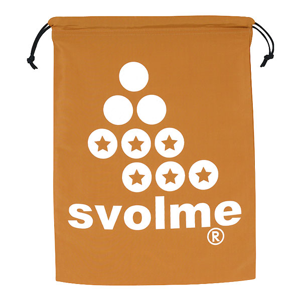 メーカー SVOLME（スボルメ） カテゴリー サッカー 分類 シューズケース 商品名 SVOLME（スボルメ）　123318329 056 サッカー　バッグ シューズケース ロゴシューズ袋　24SS 品番 SVO-123318329-056 カラー・仕様・サイズ カラー：056（ディープゴールド） 素材：ポリエステル100% サイズ：H42cm×W32cm 機能：消臭 生産国：中国製 商品説明 SVOLMEロゴの定番シューズ袋。 　 　 　 　 　 　 　 　 ※この商品のカラーは、 056（ディープゴールド） となります。