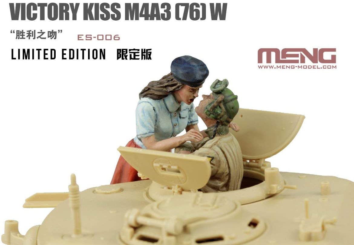 A-ZHOBBYのモンモデル 1/35 アメリカ軍中戦車 M4A3 (76)W 勝利のキス 限定版 プラモデル｜アングル2