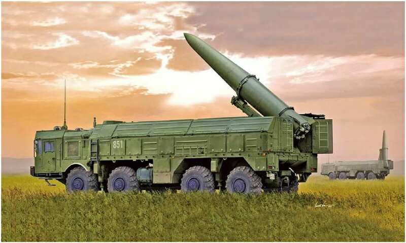 トランペッター 1/35 ロシア連邦軍 9K720戦域弾道ミサイル イスカンデル プラモデル