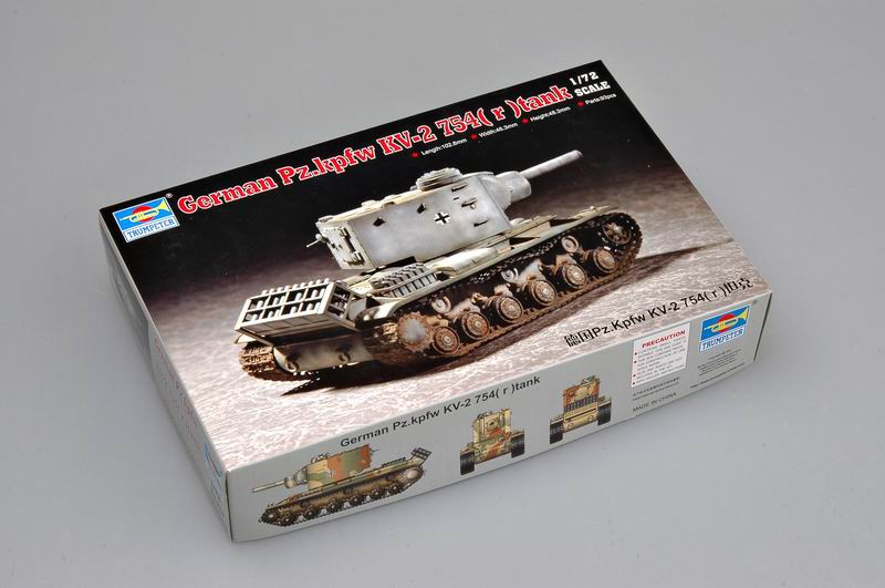 トランペッター 1/72 ドイツ軍 KV-2 重戦車改 プラモデル