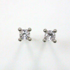 PT900モルガナイトピアス