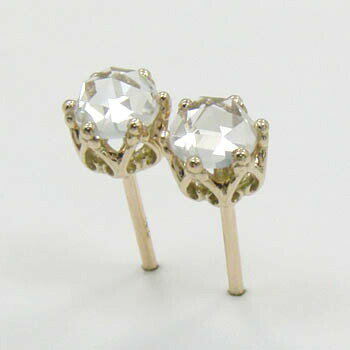 最短翌日 クーポンで大割引 ローズカット　ピアス　18金ピンクゴールド/18金ホワイトゴールド2種類ございます。ホワイトトパーズピアス ローズカット(太さ0.9mmx長さ10mm芯・シリコンキャッチ付)送料無料