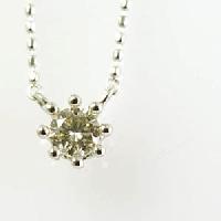 樂天商城 - K10WG　天然ライトブラウン　ダイヤモンド0.23ct ミルククラウン八本爪 ネックレス