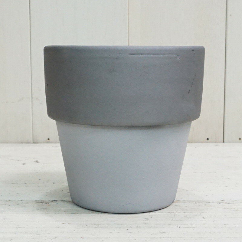 植木鉢 おしゃれ 素焼き 三河 ライフダークシルバーM＜ 13cm 4号 イブシ 底穴あり 灰 和風 国産 日本製 銀 グレー プランター 普通鉢 標準鉢 鉢 ガーデニング 室内 植え替え 鉢植え 園芸 観葉植物 多肉植物 塊根植物 サボテン DIY つる性 シダ 人気 人工観葉植物 花 ＞