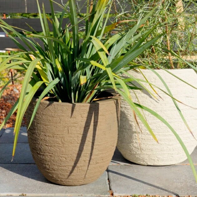 13号~ - 植木鉢 おしゃれ 軽い クリフエッグL (3色)＜ 42cm 14号 FRP 底穴あり ブラウン ベージュ アイボリー ブルー グリーン 繊維強化 プラスチック 軽量 プランター 大型 かわいい 鉢 鉢カバー ガーデニング 室内 屋外 鉢植え 園芸 観葉植物 サボテン 多肉植物 塊根植物 花 ＞