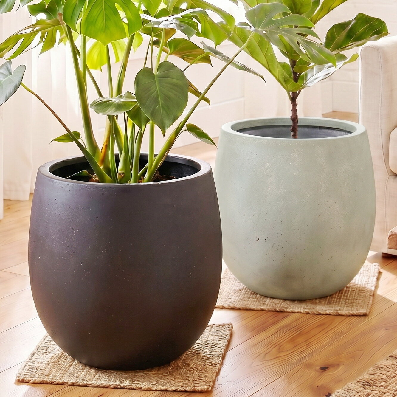 植木鉢 おしゃれ 軽い バルーンポット (2色) 10号 11号 14号 18号 30cm 35cm 42cm 55cm FRP プラスチック 軽量 底穴あり ブラック グレー ブラウン プランター かわいい 大型 鉢 鉢カバー アンティーク 室内 屋外 鉢植え 園芸 観葉植物 サボテン 多肉植物 塊根植物 ＞
