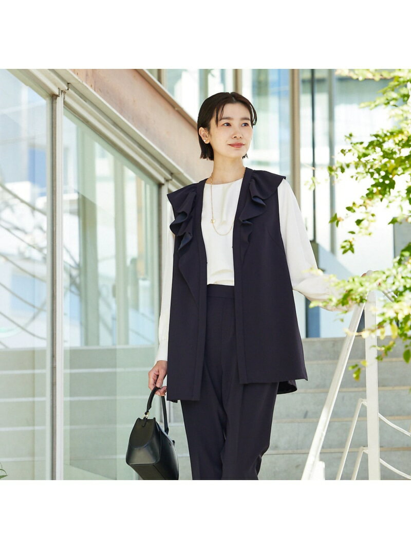 ラッフルジレ qualite カリテ トップス その他のトップス ホワイト【送料無料】[Rakuten Fashion]