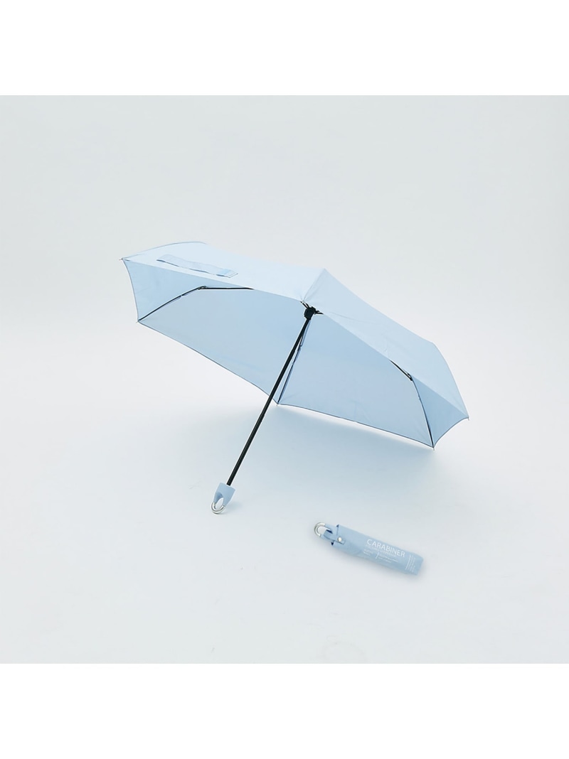 ABAHOUSE（アバハウス）【晴雨兼用】カラビナ式で鞄に引っ掛けられる 親骨55cm 折り畳み傘【デザイン】バッグの持ち手に取り付け可能なカラビナタイプ！使いやすい直径98cmの無地の晴雨兼用折り畳み傘。無駄を省いたシンプルなデザインで、デイリーユースに持ってこい。カラーバリエーションも豊富でユニセックスでお使い頂けます。カラビナは、手元部分をひねると開き、鞄に引掛けられるのが嬉しいポイント。急な天候の乱れ、日差しの強い日に大いに活躍が期待できる一本となっています！【特徴一覧】・軽量スリムアルミ骨・折りたたみ傘・ひねると開くカラビナ付き・豊富なカラー・開閉時に指先を守る安全カバー付き・雨傘としての使用を主としていますが、紫外線防止効果があるので日傘として使用可能（紫外線遮蔽率淡色：80％濃色：90％）※ご使用後は水気を切って、陰干しして収納して下さい。※手元部材等が加水分解や経年劣化により壊れる原因となりますので、車中などの高温多湿な環境に一定期間放置しないで下さい。型番：04470078901-7K-3B JK3590【採寸】サイズ:F,高さ:最短 28cm 最長 60cm,幅:折り畳み時 5.5cm,直径:98cm商品のサイズについて【商品詳細】-素材：生地：ポリエステルサイズ：F※画面上と実物では多少色具合が異なって見える場合もございます。ご了承ください。商品のカラーについて 【予約商品について】 ※「先行予約販売中」「予約販売中」をご注文の際は予約商品についてをご確認ください。■重要なお知らせ※ 当店では、ギフト配送サービス及びラッピングサービスを行っておりません。ご注文者様とお届け先が違う場合でも、タグ（値札）付「納品書 兼 返品連絡票」同梱の状態でお送り致しますのでご了承ください。 ラッピング・ギフト配送について※ 2点以上ご購入の場合、全ての商品が揃い次第一括でのお届けとなります。お届け予定日の異なる商品をお買い上げの場合はご注意下さい。お急ぎの商品がございましたら分けてご購入いただきますようお願い致します。発送について ※ 買い物カートに入れるだけでは在庫確保されませんのでお早めに購入手続きをしてください。当店では在庫を複数サイトで共有しているため、同時にご注文があった場合、売切れとなってしまう事がございます。お手数ですが、ご注文後に当店からお送りする「ご注文内容の確認メール」をご確認ください。ご注文の確定について ※ Rakuten Fashionの商品ページに記載しているメーカー希望小売価格は、楽天市場「商品価格ナビ」に登録されている価格に準じています。 商品の価格についてABAHOUSEABAHOUSEの折りたたみ傘ファッション雑貨ご注文・お届けについて発送ガイドラッピンググッズ3,980円以上送料無料ご利用ガイド