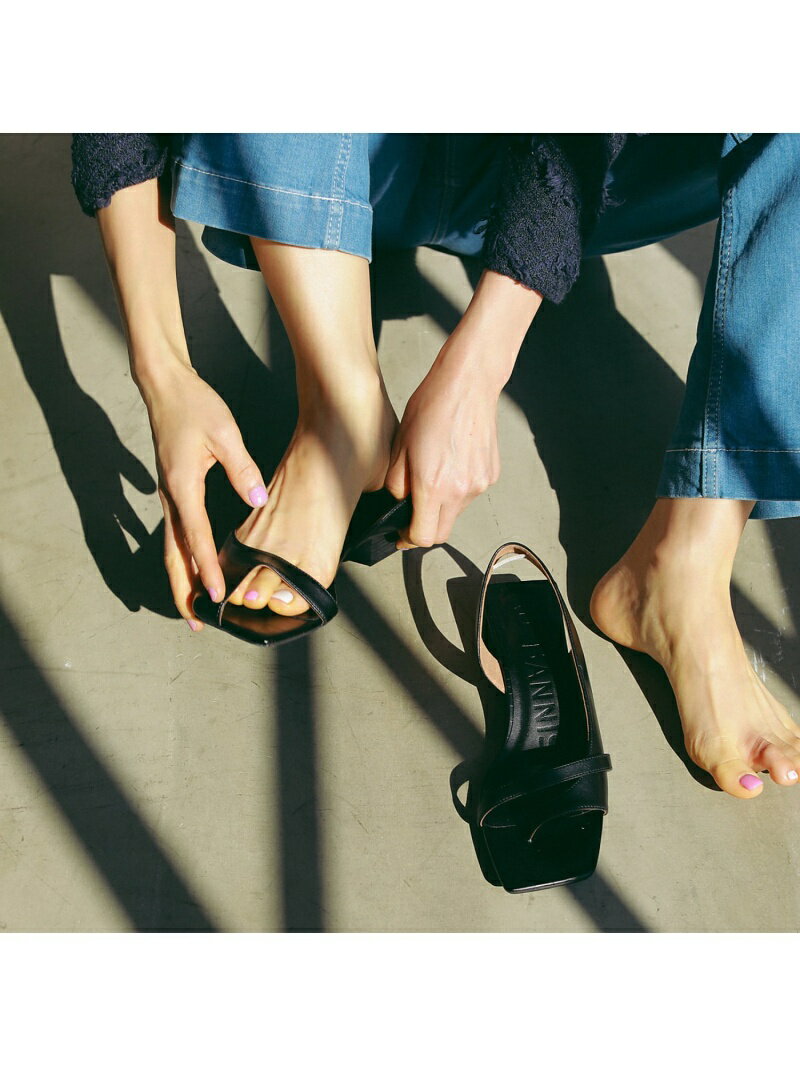 【SALE／50%OFF】鳳山えり*Au BANNISTER コラボアシンメトリーサンダル Au BANNISTER オゥ・バニスター シューズ・靴 サンダル ブラック グレー オレンジ【RBA_E】【送料無料】[Rakuten Fashion]