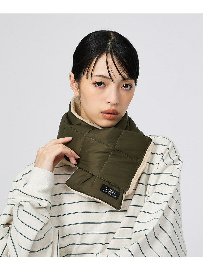 【予約商品について】 ※「先行予約販売中」「予約販売中」をご注文の際は予約商品についてをご確認ください。■重要なお知らせ※ 当店では、ギフト配送サービス及びラッピングサービスを行っておりません。ラッピング・ギフト配送について同時に複数の商品を注文された場合メーカー希望小売価格について置き配についてご利用ガイドABAHOUSE（アバハウス）【TAION / タイオン】MOUNTAIN リバーシブル ダウンボアマフラー「MOUNTAINLINE」から、ダウンとボアの異なる表情を楽しめるリバーシブル仕様で登場。表側には高密度のナイロン生地を使用し、裏側にはふんわりとしたボア素材を採用。気分やスタイリングに合わせて、2つの表情を使い分けられます。中綿にはダウン95％・フェザー5％の良質なダウンを使用し、軽量ながらしっかりとした保温性を確保。首元を包み込むことで、冬の冷えやすい部分を効果的に暖めてくれます。マフラーの先端をトンネル部分に通すだけの簡単な着用方法もポイント。巻き方に悩まずすっきりと着用でき、タウンユースはもちろん、キャンプやアウトドア、旅行など幅広いシーンで活躍します。シンプルなアウターに合わせるだけでスタイリングのアクセントになる、冬のワードローブに取り入れたい実用性の高い防寒アイテムです。【デザイン】・リバーシブル仕様で2つの表情を楽しめるデザイン・表側は高密度ナイロン素材・裏側は暖かく肌触りの良いボア素材・先端を通すだけの簡単な着用仕様・男女問わず使えるユニセックスデザイン【素材】表地：ナイロン100%裏地：ポリエステル100%中綿：ダウン95%、フェザー5%【コーディネート】ダウンジャケットやミリタリーアウターにはもちろん、ウールコートやシンプルなブルゾンにも好相性。ボア面を見せれば季節感のある柔らかな印象に、ナイロン面を見せればスポーティーで都会的なスタイルに仕上がります。【カラー】ブラック：ブラック×ブラックブラック_1：ブラック×レオパードカーキ：カーキ×アイボリーダークネイビー×ネイビー×アイボリーグリーン_1：カーキ×カーキ【TAION/タイオン】インナーダウンウェアブランドのTAION（タイオン）。ブランド名の由来は、体温＝TAION。インナーダウンウェアを生活に必需な、“体温を保持するウェアという名目で展開を目指し、価格と価値のある”商品を追従します。型番：04530078602-7J-3B SQ2607【採寸】サイズ:F,全長:89cm,幅:17cm商品のサイズについて【商品詳細】-素材：表地 ポリエステル 100% 中綿 ダウン 95% フェザー 5% 裏地 ポリエステル 100% 別布 ナイロン 100%サイズ：F※画面上と実物では多少色具合が異なって見える場合もございます。ご了承ください。商品のカラーについて