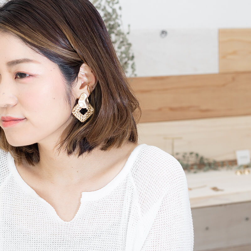 abaskdesign アバスクデザインの【対象アイテム限定20%OFF】＊イヤーカフ こなれイヤーカフ イヤーカフス レディース ウェアリング イヤリング 片耳用 ミニマム ゴールド シルバー　シンプル 重ね付け＊｜アングル3