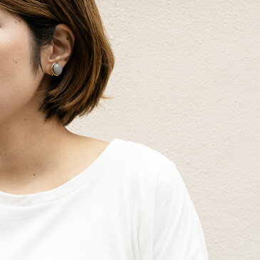【メール便送料無料】フェイクレザーイヤリング アクセサリー アクセ レディース イヤリング シンプル ギフト 大人 女性