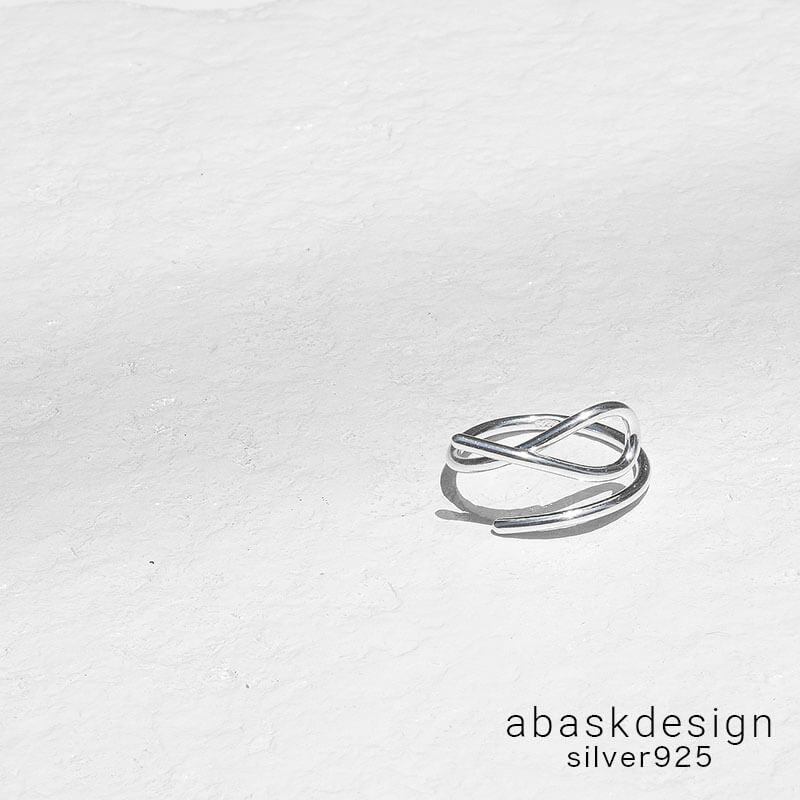 ＼MAX30%OFFクーポン有／リングシルバー925 thin変形ラインリング フリーサイズ シンプル 女性 大人 アクセ アクセサリー silver925 金属アレルギー