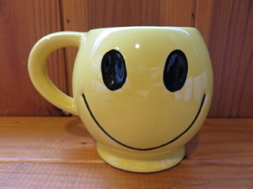 ■マッコイ（McCOY)■Happy Face Mug Cup■イエロー■1970年以降製造