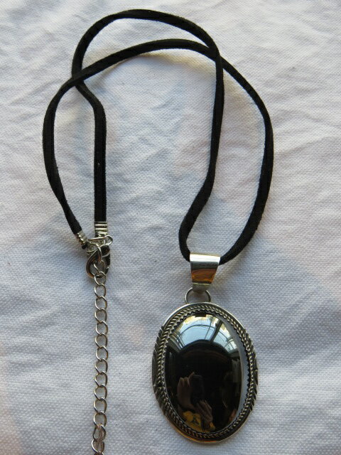 ������ǥ����󥸥奨�꡼��ZUNI²�ʥ���²�ˢ��ͥå��쥹�ȥåס�ZUNI-N-015)�����˥������ϥ�ɥᥤ�ɢ�����̵��